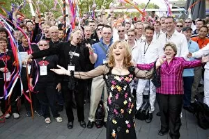 Images Dated 1st May 2009: Lesley Garrett and Sandy Toksvig launching the Various Voices, Gay Singing Festival
