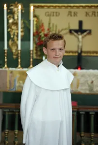 <b class=qtipBold><figcaption>Swedish Church Confirmations</figcaption></b><br>Swedish Church Confirmations at Ulrika Eleonora Swedish Church in London<br><em>© Paul Brown</em> Swedish Church Confirmations