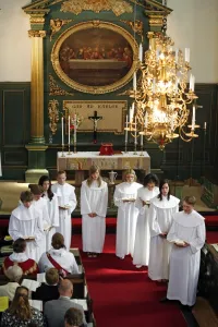 <b class=qtipBold><figcaption>Swedish Church Confirmations</figcaption></b><br>Swedish Church Confirmations at Ulrika Eleonora Swedish Church in London<br><em>© Paul Brown</em> Swedish Church Confirmations