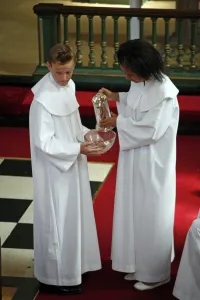 <b class=qtipBold><figcaption>Swedish Church Confirmations</figcaption></b><br>Swedish Church Confirmations at Ulrika Eleonora Swedish Church in London<br><em>© Paul Brown</em> Swedish Church Confirmations