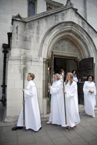 <b class=qtipBold><figcaption>Swedish Church Confirmations</figcaption></b><br>Swedish Church Confirmations at Ulrika Eleonora Swedish Church in London<br><em>© Paul Brown</em> Swedish Church Confirmations